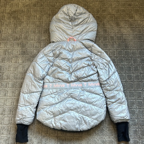 black/gray reversible Ivivva jacket - Picture 4 of 5